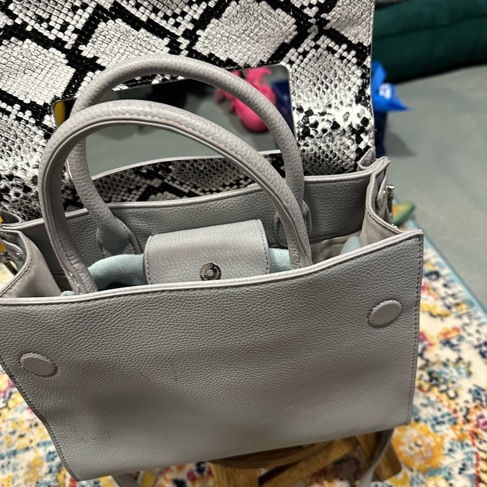 Purse - Picture 9 of 10